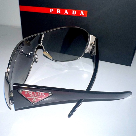 Prada Sunglasses~Unisex - Picture 1 of 4